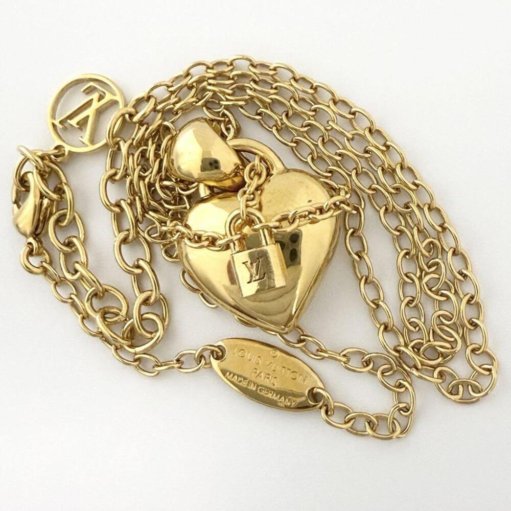 LOUIS VUITTON Love Necklace - Picture 4 of 10